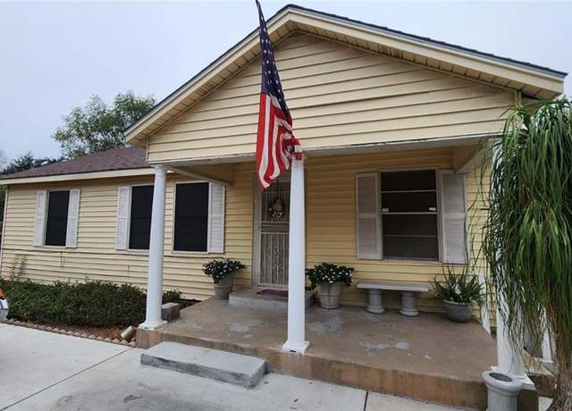 Property at 821 S 8th Ave, Edinburg, TX 78539, 3 beds, 1 bath