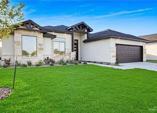 Property at 3025 N Adler Ave, Edinburg, TX 78541, 4 beds, 2.5 baths