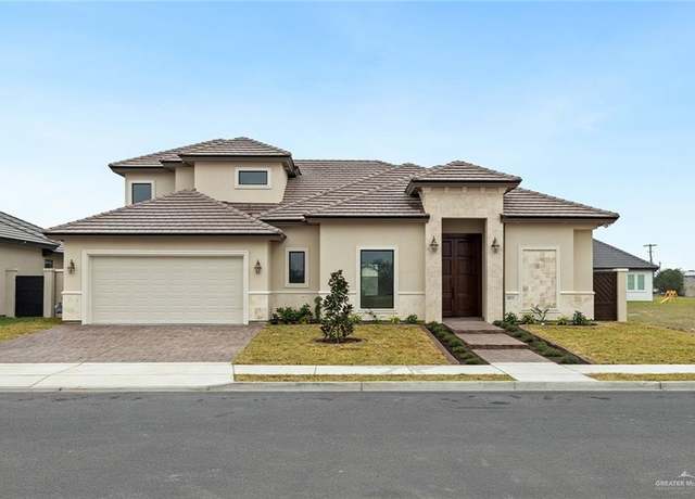 Property at 1812 S Queen St, Edinburg, TX 78539, 4 beds, 4.5 baths