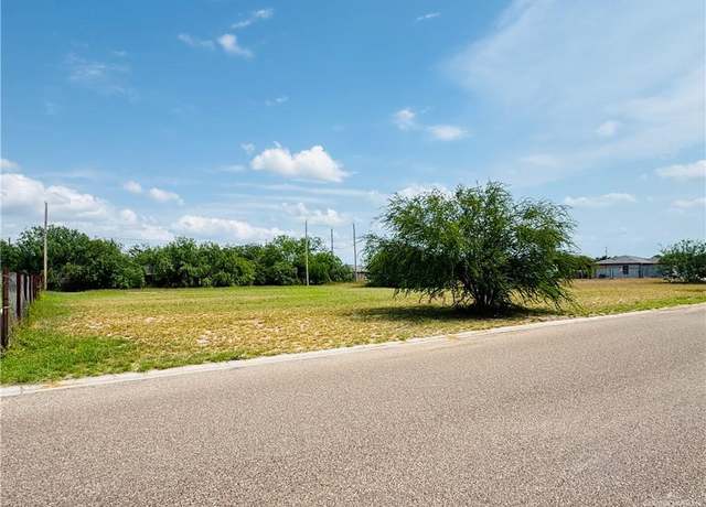 Property at 418 Hawk St, Sullivan City, TX 78595