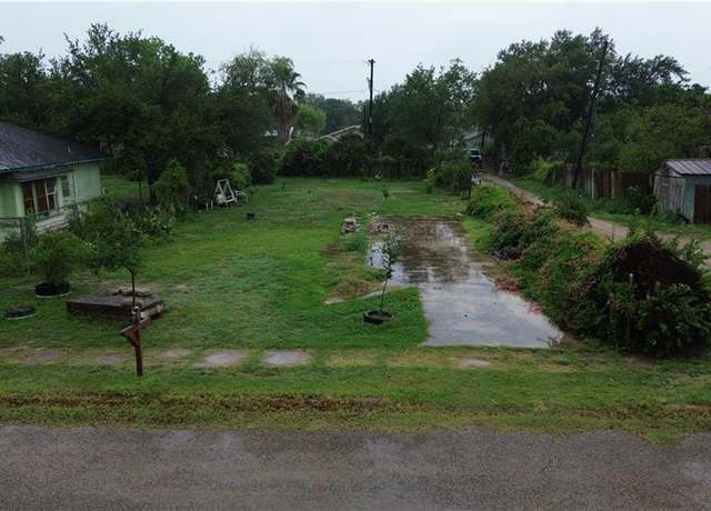 Property at 211 W 8th St, San Juan, TX 78589