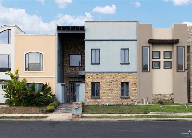 Property at 404 Quail Ave, Mcallen, TX 78504, 2 beds, 2.5 baths