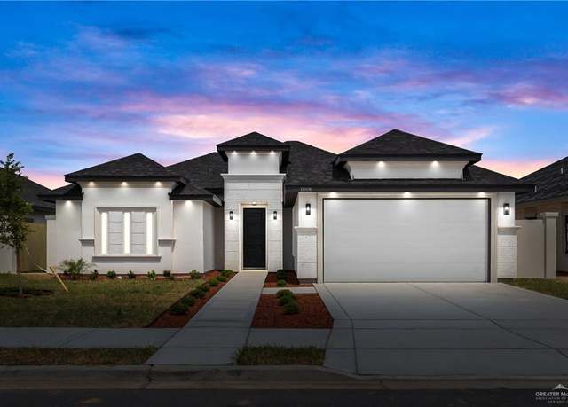 Property at 1008 N Buxton Ave, Edinburg, TX 78541, 3 beds, 2.5 baths