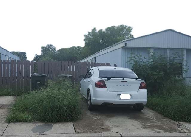 Property at 308 E Pino St, San Juan, TX 78589, 2 beds, 1 bath