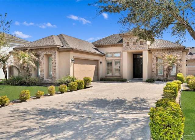 Property at 211 N 16th St, Hidalgo, TX 78557, 3 beds, 2 baths