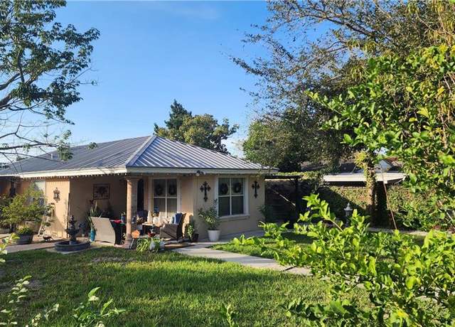 Property at 401 N 7th St, Mcallen, TX 78501, 3 beds, 2 baths