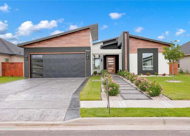 Property at 3009 E Bella Vista Ave, Alton, TX 78573, 3 beds, 3 baths