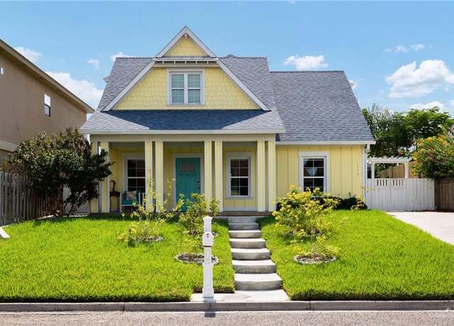Property at 1113 Pompano Ave, Port Isabel, TX 78578, 3 beds, 2 baths