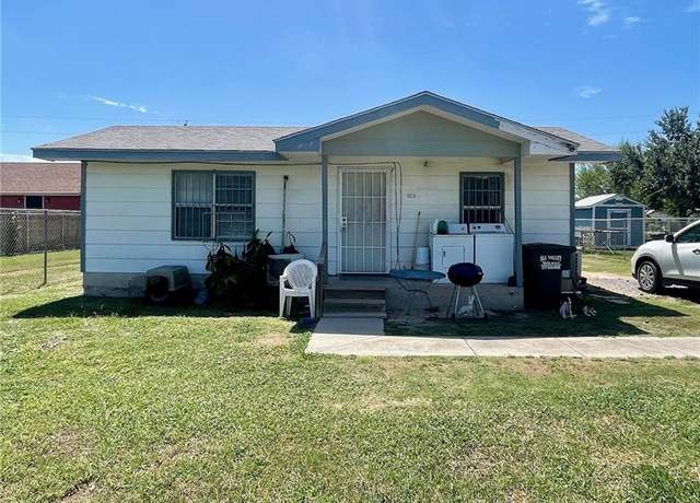 Property at 3107 N Hutto Rd, Donna, TX 78537, 2 beds, 1 bath
