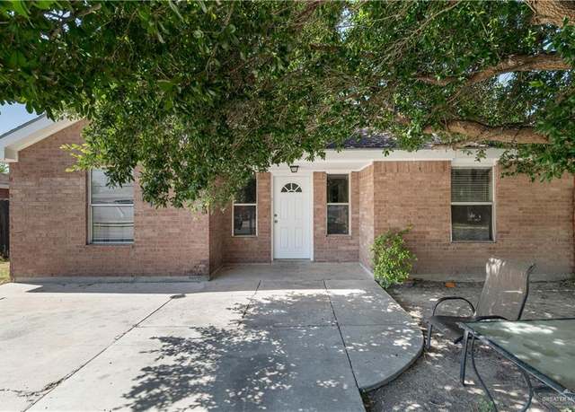 Property at 711 W Dipper Ave, Pharr, TX 78577, 3 beds, 2 baths