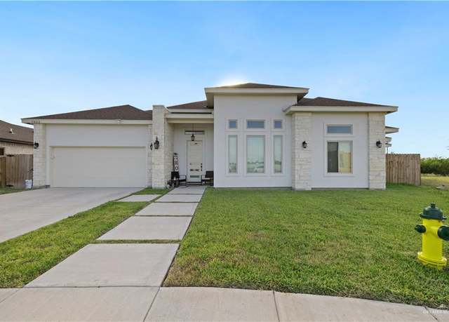 Property at 7033 Heliconia Dr, Brownsville, TX 78520, 3 beds, 2.5 baths