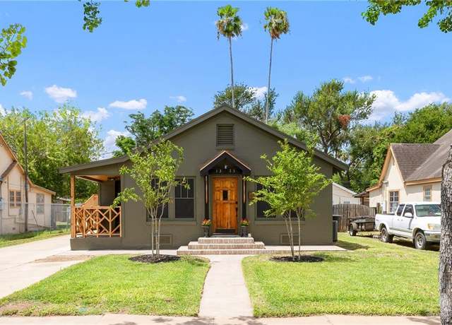 Property at 1315 Kendlewood Ave, Mcallen, TX 78501, 4 beds, 2.5 baths
