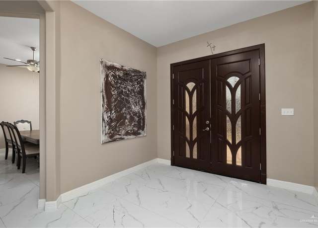 Property at 505 N 9th St, Mcallen, TX 78501, 3 beds, 4 baths