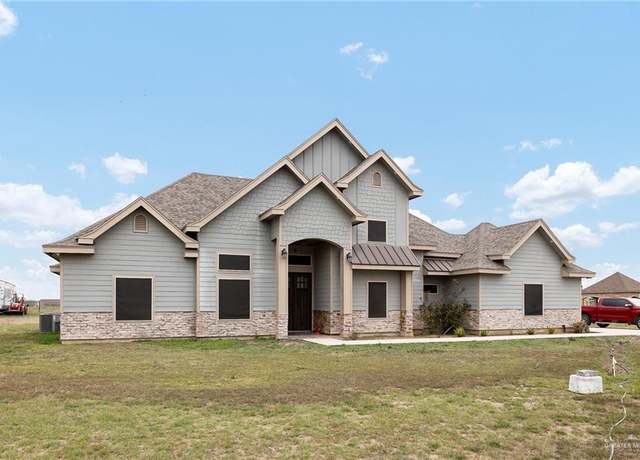 Property at 23219 Oak Knoll Dr, Edcouch, TX 78538, 4 beds, 3.5 baths