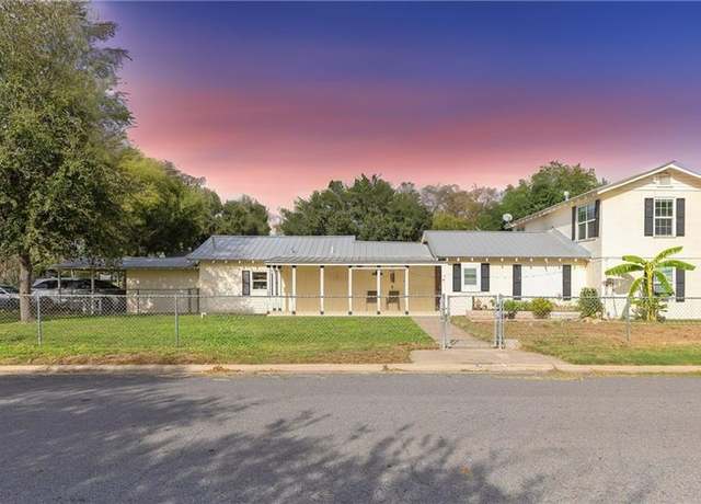 Property at 520 Jasmine Ave, Mcallen, TX 78501, 4 beds, 2.5 baths