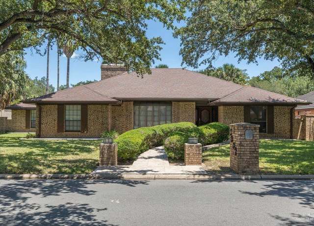 Property at 1009 S Peking St, Mcallen, TX 78501, 4 beds, 3 baths