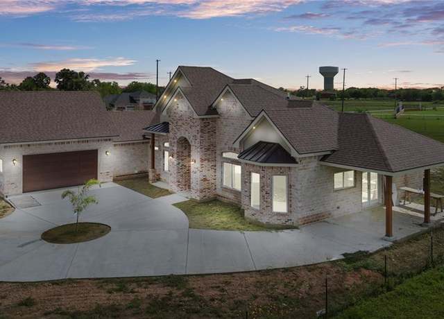 Property at 4521 N Central Ave, Brownsville, TX 78526, 4 beds, 4 baths