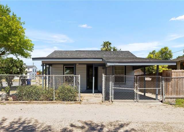 Property at 820 Beech Ave #1, Mcallen, TX 78501, 3 beds, 1.5 baths