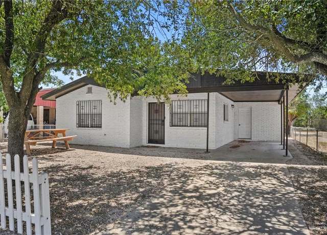 Property at 924 W Garner St, Edinburg, TX 78541, 3 beds, 1 bath
