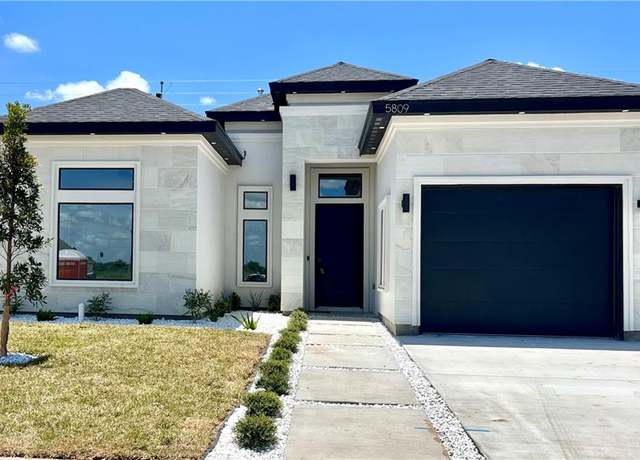 Property at 5809 N Playa Del Sol St, Edinburg, TX 78542, 3 beds, 2 baths