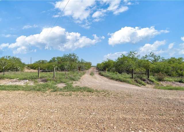Property at 138 Paseo De La Mulada Rd, Rio Grande City, TX 78582