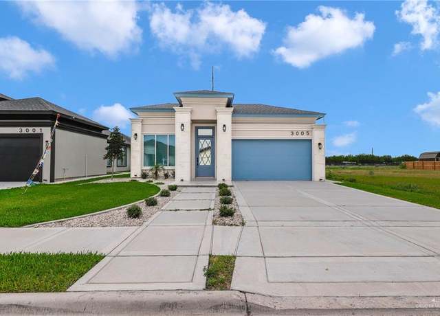 Property at 3005 N Alyna Ave, Edinburg, TX 78541, 3 beds, 2.5 baths