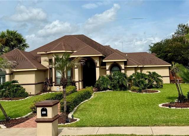 Property at 101 Premiere Ln, Edinburg, TX 78542, 4 beds, 3 baths