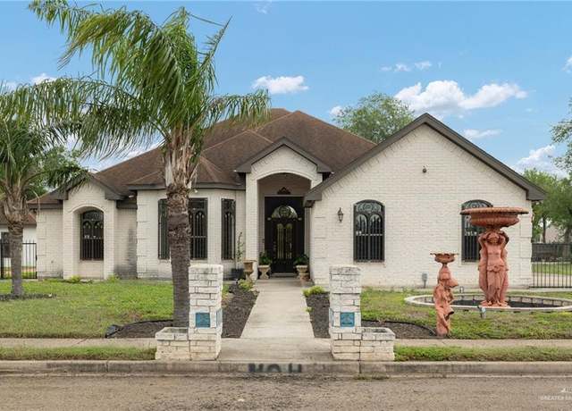 Property at 404 Lucas Ct, Alamo, TX 78516, 5 beds, 3.5 baths