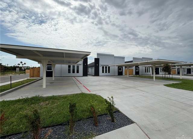 Property at 905 Deluxe St, Alamo, TX 78589