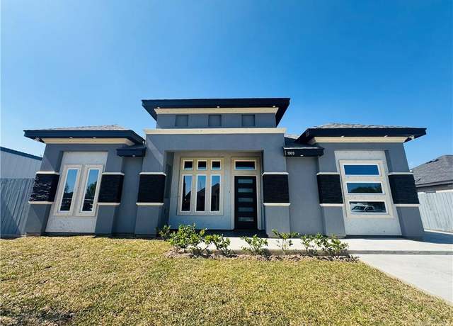 Property at 1809 E Harding Ave, Alton, TX 78573, 3 beds, 2 baths