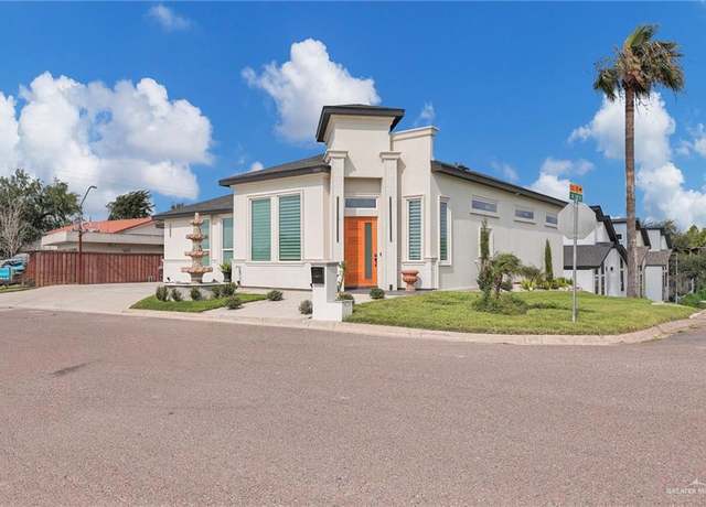 Property at 1901 Lake Point Dr, Mission, TX 78572, 3 beds, 2.5 baths