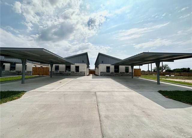 Property at 1506 Playa Dr, Weslaco, TX 78596