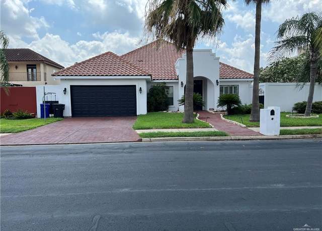 Property at 7816 N 4th St N, Mcallen, TX 78504, 4 beds, 3 baths