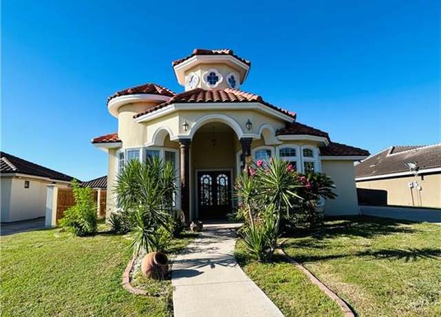 Property at 2613 N Woods Dr N, Edinburg, TX 78542, 3 beds, 3 baths