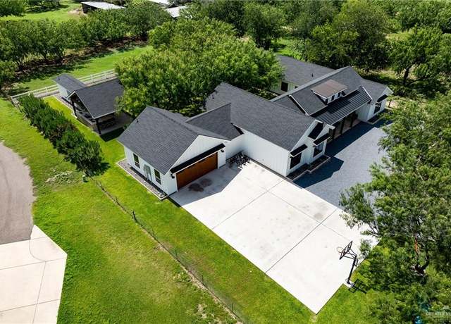 Property at 7100 N 56th St N, Mcallen, TX 78504, 3 beds, 4.5 baths