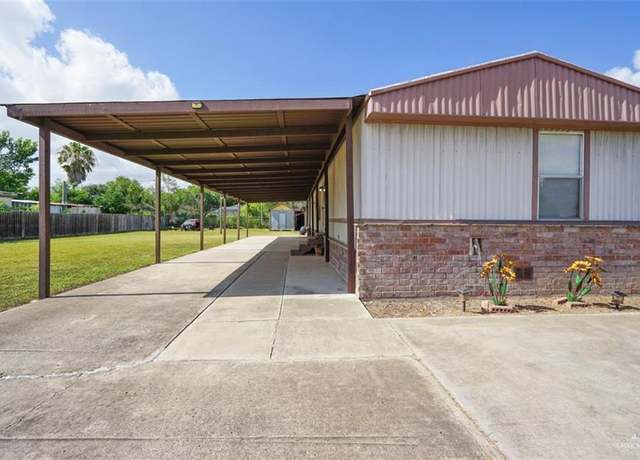 Property at 222 Amistad Dr, Weslaco, TX 78596, 4 beds, 2 baths