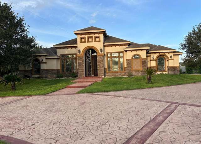 Property at 900 N Sunflower Rd, Edinburg, TX 78542, 4 beds, 3.5 baths