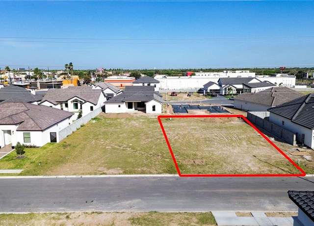 Property at 1624 S Queen St, Edinburg, TX 78539
