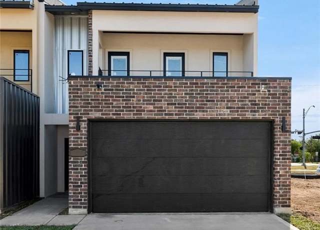 Property at 914 Bicentennial Blvd, Mcallen, TX 78501, 3 beds, 2.5 baths