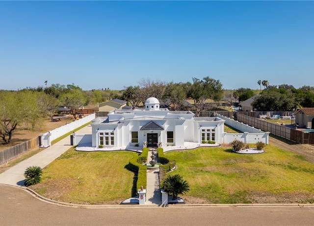 Property at 4004 Persimmon Dr, Palmhurst, TX 78573, 3 beds, 2.5 baths