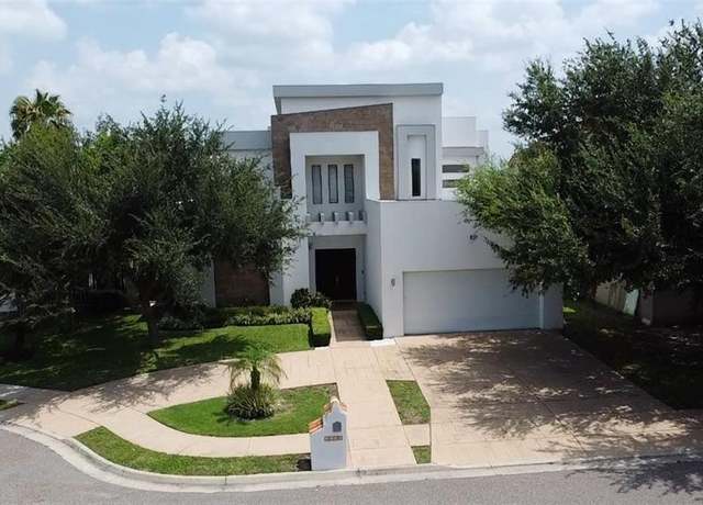 Property at 4908 S Vermont Ave, Mcallen, TX 78503, 4 beds, 5 baths