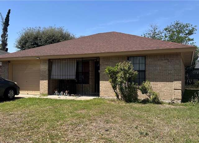 Property at 1711 E Gastel Cir, Mission, TX 78572, 3 beds, 2 baths