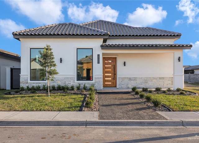 Property at 2700 W Chesterfield Ave, Edinburg, TX 78539, 4 beds, 3.5 baths