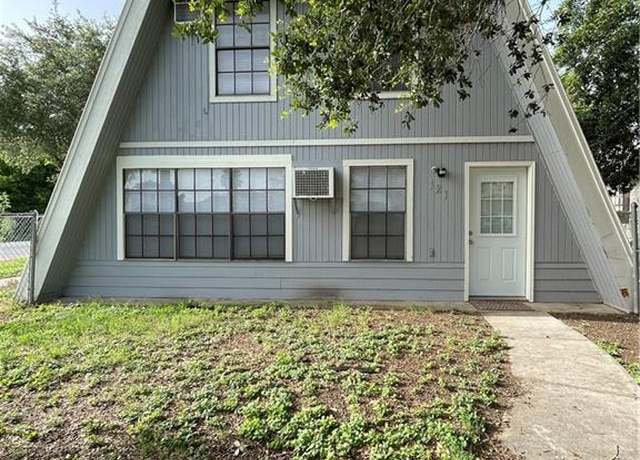 Property at 121 W Lovett St, Edinburg, TX 78541, 3 beds, 2 baths
