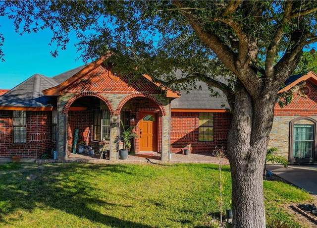 Property at 5504 Monica Cir, Mission, TX 78574, 4 beds, 3.5 baths