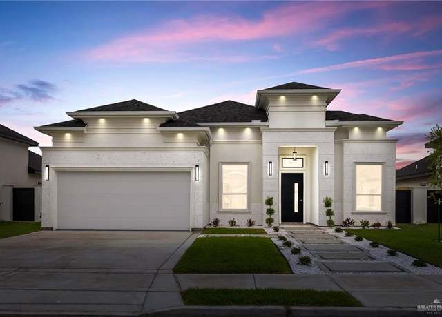Property at 900 N Trinity St, Edinburg, TX 78541, 4 beds, 2.5 baths