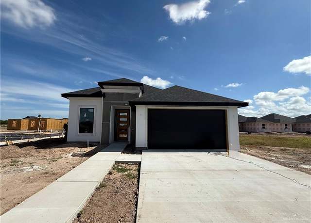 Property at 4025 Carol Ln, Edinburg, TX 78542, 3 beds, 2.5 baths