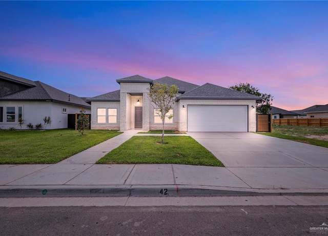 Property at 8007 N 48th Ln, Mcallen, TX 78504, 4 beds, 3 baths