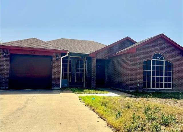 Property at 1000 Denver St, Edinburg, TX 78541, 3 beds, 2 baths