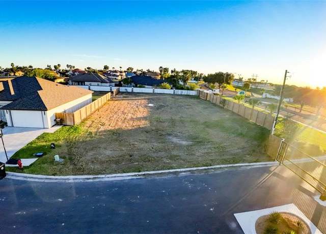 Property at 31 Helen Dr, Weslaco, TX 78596